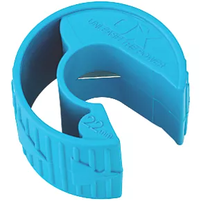 OX PolyZip 22mm Manual Plastic Pipe Cutter 4 OX PolyZip 22mm Manual Plastic Pipe Cutter - Image 4